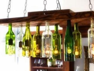 Φωτογραφία για Μετατρέψτε τα μπουκάλια κρασιού σε… φωτιστικό οροφής!