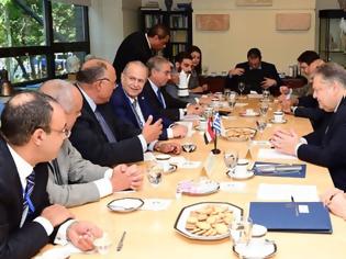 Φωτογραφία για Ενίσχυση της συνεργασίας τους συμφώνησαν Ελλάδα-Κύπρος-Αίγυπτος