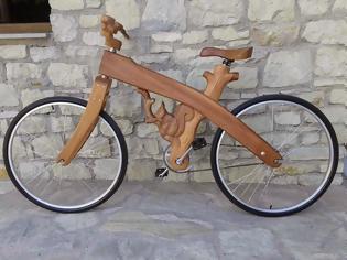Φωτογραφία για Έτοιμο το πρώτο ξύλινο ποδήλατο που κάνει …πάταγο στα Τρίκαλα!