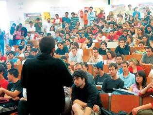 Φωτογραφία για Οι φοιτητές επιλέγουν το Ελληνικό Ανοικτό Πανεπιστήμιο - Προσφέρει εξειδικευμένες γνώσεις για μια θέση στην αγορά εργασίας