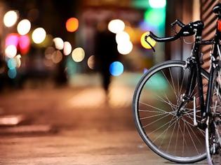 Φωτογραφία για ΦΩΤΟ: Το ξύλινο ποδήλατο που κάνει… θραύση στα Τρίκαλα!
