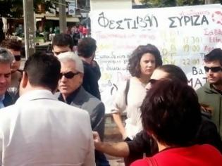 Φωτογραφία για Ξάνθη: Επεισόδιο για ένα πανό της Νεολαίας ΣΥΡΙΖΑ στην Πλατεία