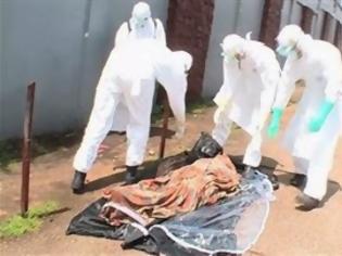 Φωτογραφία για «Αναστήθηκε» θύμα του Έμπολα που ήταν επί μέρες αφημένο στο δρόμο
