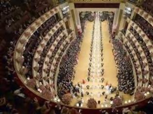 Φωτογραφία για Η Όπερα της Ρώμης απολύει χορωδία και ορχήστρα