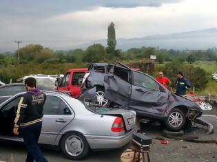 Φωτογραφία για Συνελήφθη ο οδηγός της νταλίκας που έσπειρε τον θάνατο