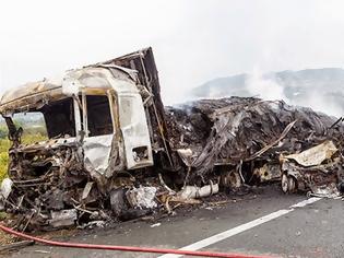 Φωτογραφία για Τι απαντά η Εγνατία οδός για το πολύνεκρο δυστύχημα