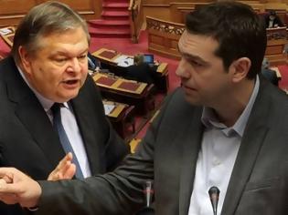 Φωτογραφία για ΣΕ ΘΕΣΕΙΣ ΜΑΧΗΣ ΣΥΡΙΖΑ ΚΑΙ ΠΑΣΟΚ ΕΝ ΟΨΕΙ ΤΗΣ ΣΥΖΗΤΗΣΗΣ ΣΤΗ ΒΟΥΛΗ ΓΙΑ ΤΗΝ ΨΗΦΟ ΕΜΠΙΣΤΟΣΥΝΗΣ