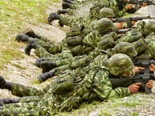 Φωτογραφία για Τραγωδία. Τρεις στρατιώτες νεκροί από έκρηξη πυροσωλήνα στο Βόλο