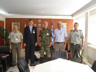 Φωτογραφία για Επίσκεψη του Προέδρου του Διεθνούς Συμβουλίου Ελεγκτών του ΝΑΤΟ στο Πεδίο Βολής Κρήτης (ΠΒΚ) και στο Κέντρο Εκπαιδεύσεως Ναυτικής Αποτροπής (ΚΕΝΑΠ)