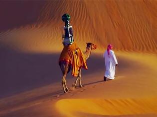 Φωτογραφία για H Google βρήκε τη λύση και χαρτογράφησε την έρημο με καμήλες! [video]