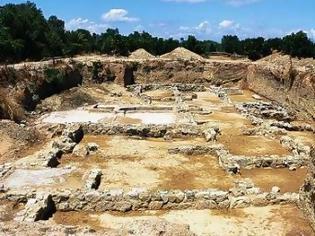 Φωτογραφία για Αρχαία Ελίκη: Στον κάδο αχρήστων οι ανασκαφές εξαιτίας σκοπιμοτήτων από παράγοντες του υπουργείου
