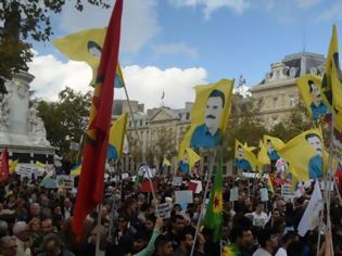 Φωτογραφία για Παρίσι: Συγκλονιστική διαδήλωση υπέρ των Κούρδων