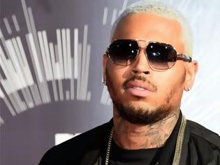 Φωτογραφία για Ο Chris Brown... το βρήκε: O Έμπολα είναι επιδημία για να ελέγξουν την αύξηση του πληθυσμού στη Γη