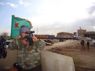 Φωτογραφία για Oι Κούρδοι μαχητές φέρονται να ανακαταλαμβάνουν εδάφη και να απωθούν τους τζιχαντιστές