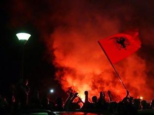 Φωτογραφία για Μαθητές ήρθαν στα χέρια με αφορμή το ματς Σερβίας-Αλβανίας στο Μαυροβούνιο...