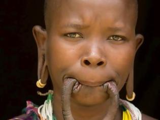 Φωτογραφία για Δεν φαντάζεστε τι μπορεί να κάνει αυτή η γυναίκα με το στόμα της [photos]