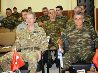 Φωτογραφία για Επίσκεψη του Αναπληρωτή Διοικητή Συμμαχικών Δυνάμεων Ευρώπης στο ΚΕΤΘ