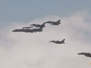 Φωτογραφία για Η πρόβα των F-16 της πολεμικής αεροπορίας στον ουρανό της Θεσσαλονίκης (ΦΩΤΟ)