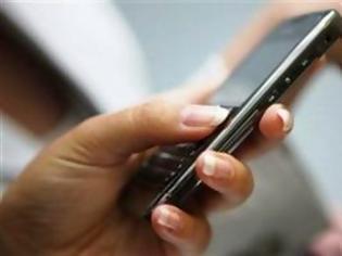 Φωτογραφία για Ξεκαρδιστικό βίντεο: Να τι συμβαίνει όταν οι άνδρες αγνοούν τα SMS της συντρόφου τους