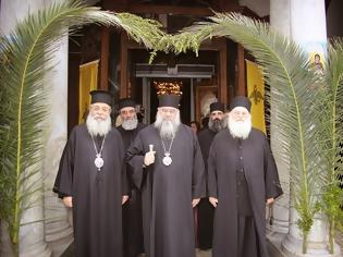 Φωτογραφία για 5466 - O Ηγούμενος της Ιεράς Μονής Βατοπαιδίου και ο Μητροπολίτης Λεμεσού στην Ι. Μητρόπολη Φθιώτιδος