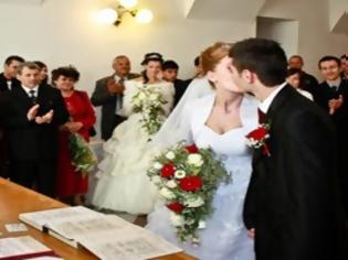 Φωτογραφία για Χαράτσι έως και 1000% πάνω από το προβλεπόμενο  βάζουν οι δήμαρχοι στον πολιτικό γάμο