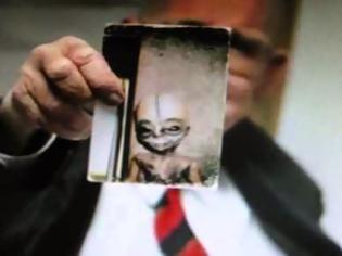 Φωτογραφία για Επιστήμονας στην Area 51 λύνει τη σιωπή του λίγο πριν πεθάνει...[video]