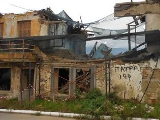 Φωτογραφία για Υπό κατάρρευση το πατρικό σπίτι του Μενέλαου Λουντέμη!