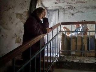 Φωτογραφία για Τα πτώματα 286 νέων γυναικών που είχαν απαχθεί και βιαστεί από τους Ουκρανούς ανακαλύφθηκαν στο Ντονμπας