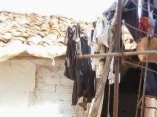 Φωτογραφία για Οικογένεια ζει σε τρώγλη, κάτω από το όριο της φτώχειας και πληρώνει... ΕΝΦΙΑ! [video]