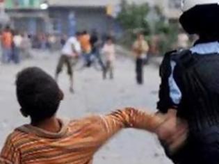Φωτογραφία για Φυλάκιση έως 20 έτη στα παιδιά που πετούν πέτρες στο Ισραήλ!