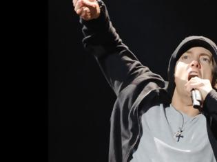 Φωτογραφία για Ο Eminem «έλιωσε» από τα ναρκωτικά: Πώς ήταν και πώς έγινε το πρόσωπο του διάσημου ράπερ