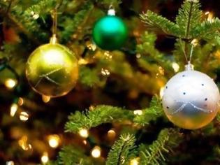 Φωτογραφία για Το ΑΠΟΛΥΤΟ Χριστουγεννιάτικο δέντρο για κάθε... καλοφαγά! [photo]