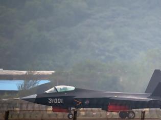 Φωτογραφία για Το «αόρατο» μαχητικό αεροσκάφος J-31 της Κίνας (βίντεο)