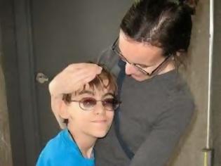 Φωτογραφία για Αξίζει να το διαβάσετε: Ένας 9χρονος γυρίζει τον κόσμο λίγο πριν τυφλωθεί...[photos]
