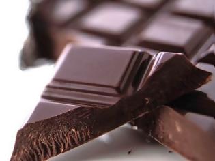 Φωτογραφία για Τεχνητή η έλλειψη σοκολάτας - Ανοίγει ο δρόμος για την μεταλλαγμένη