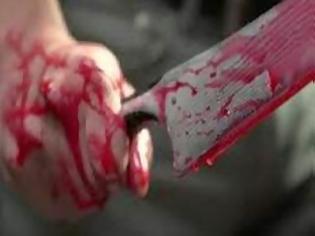Φωτογραφία για ΣΟΚΑΡΙΣΤΙΚΟ: Άντρας μπούκαρε με μαχαίρι σε νοσοκομείο και σκότωσε 7 άτομα [video]