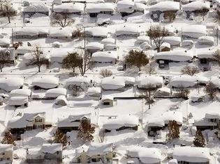 Φωτογραφία για ΤΡΟΜΑΚΤΙΚΕΣ εικόνες: Τους κάλυψε το χιόνι στην Αμερική [photos]