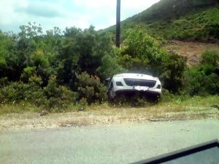 Φωτογραφία για Πάτρα: Τροχαίο ατύχημα στα Ροΐτικα με εκτροπή οχήματος - Τραυματίστηκε ο οδηγός