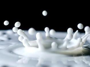 Φωτογραφία για Είναι απαραίτητο στους ενήλικες το γάλα;