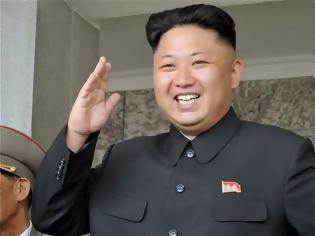 Φωτογραφία για O Κιμ Γιονγκ Ουν έγινε μάθημα 81 ωρών στη Βόρεια Κορέα