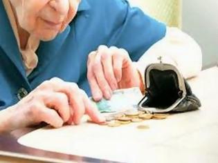 Φωτογραφία για ΝΤΡΟΠΗ! Ηλικιωμένη είχε χρέη και κατέσχεσαν τις οικονομίες που είχε αποταμιεύσει στην τράπεζα!