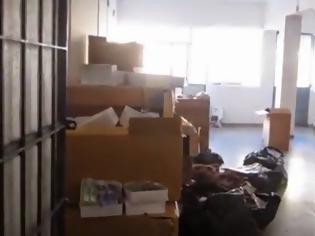 Φωτογραφία για Εντοπίστηκε διαμέρισμα-αποθηκευτικός χώρος με μεγάλο αριθμό προϊόντων απομίμησης-παρεμπορίου! Δείτε το ΑΠΟΚΑΛΥΠΤΙΚΟ βίντεο!