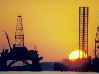 Φωτογραφία για Σε «ελεύθερη πτώση» το πετρέλαιο λόγω ΟΠΕΚ και αποθεμάτων