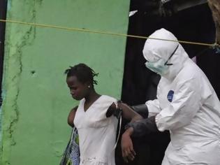Φωτογραφία για Πλησιάζουν τους 7.000 οι νεκροί από τον Έμπολα