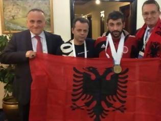 Φωτογραφία για Οι Αλβανοί μπλέκουν τον Σαμπάνη σε ντοπάρισμα αθλητών