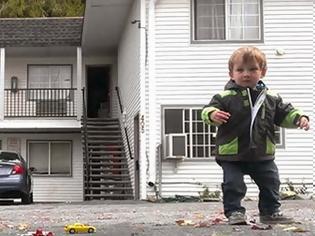 Φωτογραφία για ΔΕΝ ΥΠΑΡΧΕΙ: Αγοράκι 2 ετών χορεύει Dubstep και τρελαίνει κόσμο! [Video]