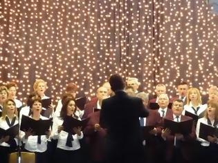 Φωτογραφία για «Μεγάλη Χριστουγεννιάτικη Συναυλία» από τη Δημοτική Χορωδία Φαρσάλων