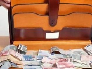 Φωτογραφία για Συνελήφθη Λογιστής στα Τρίκαλα για υπεξαίρεση χρημάτων