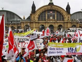 Φωτογραφία για Γερμανία: Αύξηση αποδοχών για τους δημόσιους υπαλλήλους ζητούν τα συνδικάτα