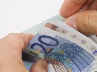 Φωτογραφία για Πότε θα κυκλοφορήσει το νέο χαρτονόμισμα των 20 ευρώ